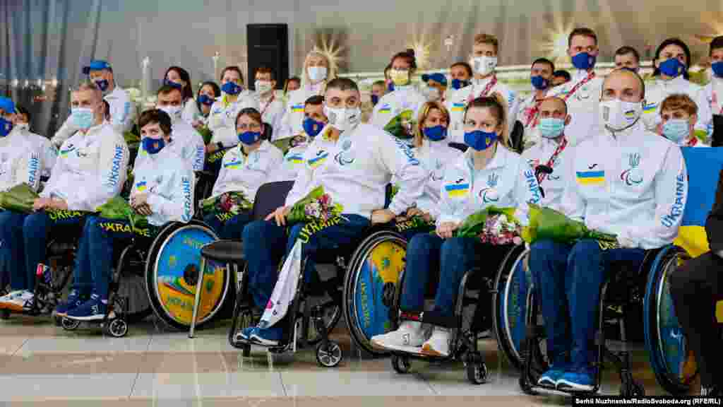 Українські атлети впродовж 12 днів здобули 24 золотих, 47 срібних і 27 бронзових медалей. 