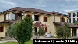 Dvorište Britanske akademije, Podgorica, 11. septembra 2025.