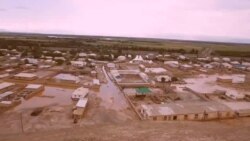 Сел дар Фархор даҳҳо хонаро зери об гузошт Сел дар Фархор даҳҳо хонаро зери об гузошт