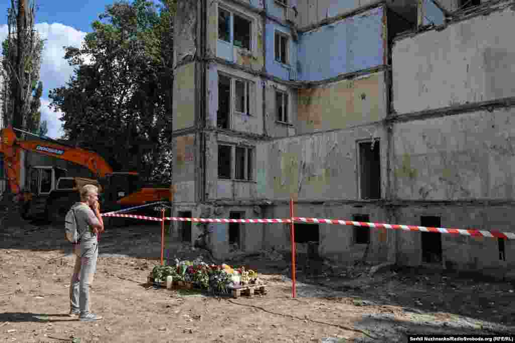 Російські військові щодня з різних видів озброєння – ударними БпЛА, ракетами, КАБами, РСЗВ – атакують цивільне населення України. Це, на думку міжнародних експертів, вказує на геноцидні наміри Кремля