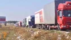 Crimean Tatars Block Roads To Crimea Crimean Tatars Block Roads To Crimea