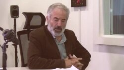 Ҷалолиддин Маҳмудов: "Дар маҳбас "ҳизбиҳо" бо "ҳаётиҳо" муноқиша мекунанд" Ҷалолиддин Маҳмудов: "Дар маҳбас "ҳизбиҳо" бо "ҳаётиҳо" муноқиша мекунанд"