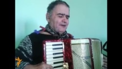 Абдухолиқ Сӯфиев овозхони оворагарду нобино Абдухолиқ Сӯфиев овозхони оворагарду нобино