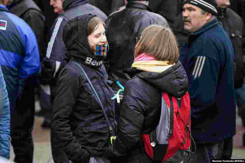 Акция проводилась под лозунгом «Сохранение территориальной целостности Украины и недопущение принятия Верховной Радой АРК решений, направленных на дестабилизацию ситуации в автономии»
