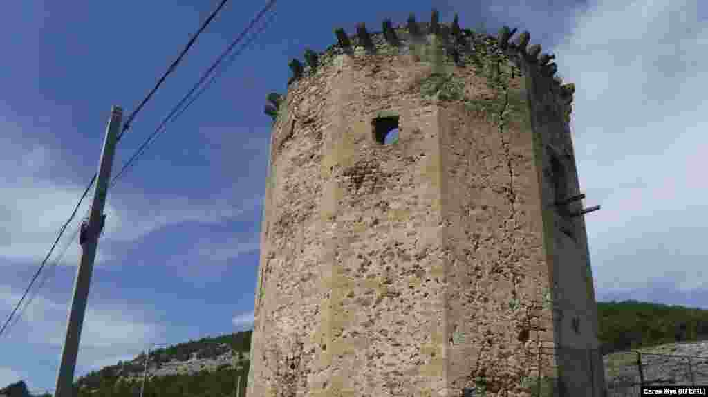 У повоєнні роки кілька разів проводилися обстеження Чоргунської вежі, наприкінці 1980-х навіть були складені кошторис і план реконструкції, але розпад Союзу поставив на цьому жирний хрест. Ще недавно поруч із вежею була табличка, що це історична пам'ятка України, але зараз вона кудись зникла