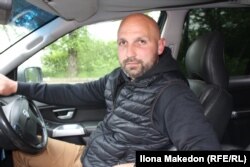 Фронт розтягнувся, окупанти намагаються тиснути на всіх напрямках, каже командир роти ударних БПЛА на позивний «Блажник»