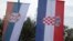 Zastave Srbije i Hrvatske.