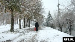Барфи нахустини имсола дар Душанбе