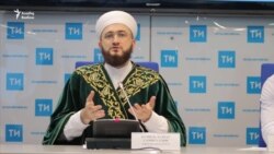 Татарстан мөфтие: "Зур ифтарда түрәләр дә, башкалар да бер үк ризык ашый" Татарстан мөфтие: "Зур ифтарда түрәләр дә, башкалар да бер үк ризык ашый"