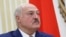 «Окремо Лукашенко розкритикував банки за використання прибутку «не за призначенням» і підкреслив, що зароблені гроші мають повертатися в економіку», зазначають у СЗР