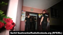 Фото з місця вбивства Аркадія Бабченка в Києві