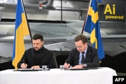 Президент Украины и премьер-министр Швеции подписывают cоглашение о намерениях относительно возможного приобретения истребителей JAS 39 Gripen E для ВСУ