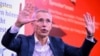 Jens Stoltenberg la târgul de carte de la Frankfurt, pe 17 octombrie 