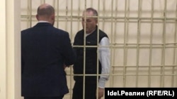 Рашид Аитов до начала оглашения приговора 10 декабря