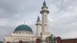 Казансу ярындагы ачылмаган мәчеттә ябык Корбан бәйрәме үтте Казансу ярындагы ачылмаган мәчеттә ябык Корбан бәйрәме үтте