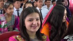 Ба мактаби паноҳандагони афғон дар Тоҷикистон 80 ҳазор доллар кумак карданд Ба мактаби паноҳандагони афғон дар Тоҷикистон 80 ҳазор доллар кумак карданд