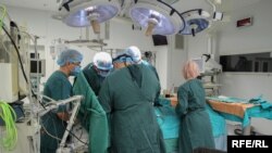 Борис Тодуров і його команда в Інституті серця