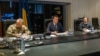 Liderii politici vor să obțină pentru apărarea României, toate cele peste 16 miliarde de euro disponibile prin programul SAFE. În imagine, gen. Dragoș-Dumitru Iacob, locțiitor al șefului Armatei,(S), ministrul Apărării, Ionuț Moșteanu și secretarul de stat din MApN Sorin Moldovan