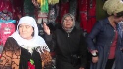 Тоҷирони бозори "Лола": "Намегузоранд, як луқма хӯрем" Тоҷирони бозори "Лола": "Намегузоранд, як луқма хӯрем"