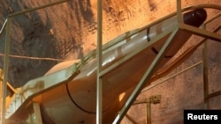 Иранская баллистическая ракета на одной из баз Стражей исламской революции в Иране