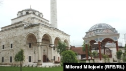 The newly restored Ferhadija Mosque, also known as the Ferhat Pasha Mosque, was built in the 16th century and was seen as a prime example of classical Ottoman architecture in Europe.