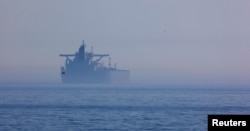 Російський танкер «тіньового флоту» Eventin під прапором Панами біля узбережжя Засніца, Німеччина, 16 квітня 2025 року