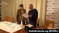 Дмитро Кушнірук каже, що «Укрнафта» на цьому родовищі працювала до 2014 року.