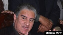 د پاکستان بهرنیو چارو وزیر شاه محمود قرېشي