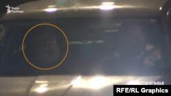 На пасажирському сидінні – олігарх Ігор Коломойський