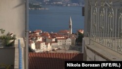 Iako je Turistička organizacija Budve (na fotografiji) početkom novembra najavila da je ugovorila novogodišnje koncerte sa Gibonnijem i Lepom Brenom, zdravstvene vlasti su krajem mjeseca saopštile da se zbog pandemije zabranjuju svečani dočeci na otvorenom