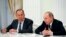 Президент Росії Володимир Путін (праворуч) і міністр закордонних справ Сергій Лавров (архівне фото)