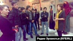 МахIачхъала шагьаралъул музеялъул директор Дадаева Зарема (кванариса) гIолилалгун «Музеязул сордоялъ», 03Ноя2014