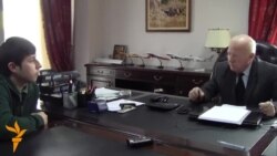 Гуфтугӯ бо раҳбари ширкати "Истэйр" Владимир Куимов Гуфтугӯ бо раҳбари ширкати "Истэйр" Владимир Куимов