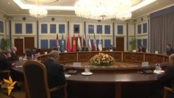 Мулоқоти Эмомалӣ Раҳмон бо вазирони дохилии СҲШ Мулоқоти Эмомалӣ Раҳмон бо вазирони дохилии СҲШ