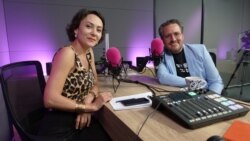 SmartJob | Emanuel Pârvu, regizor: Gura lumii nu e treaba noastră. Nu trebuie să conteze ce cred alții despre noi. Aia e treaba lor SmartJob | Emanuel Pârvu, regizor: Gura lumii nu e treaba noastră. Nu trebuie să conteze ce cred alții despre noi. Aia e treaba lor