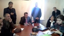 Ҳамлаи ғофилгиронаи гурӯҳе аз занҳо ба нишасти хабарии Зоиров Ҳамлаи ғофилгиронаи гурӯҳе аз занҳо ба нишасти хабарии Зоиров