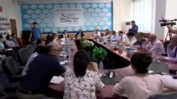 Хадамот гуфт, симкорти зиёдеро сабт кардаанд, вале ... Хадамот гуфт, симкорти зиёдеро сабт кардаанд, вале ...