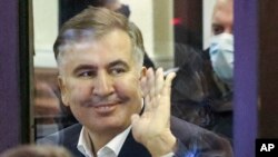 მიხეილ სააკაშვილი თბილისის საქალაქო სასამართლოში. 2021 წლის 29 ნოემბერი.