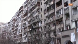 Киев: российские войска совершают обстрелы ракетами, люди прячутся в подвалах (видео) Киев: российские войска совершают обстрелы ракетами, люди прячутся в подвалах (видео)