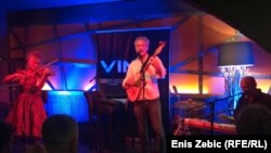 Rundek Cargo Trio, Vinyl klub