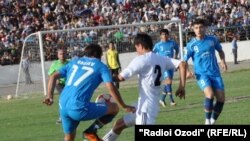 Ravshan supporters in Kulob turned violent after their team lost to first-place Istiqlol Dushanbe last year.