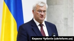 За словами Андрія Сибіги, санкції повинні «бути нищівними, вони повинні руйнувати російську економіку».