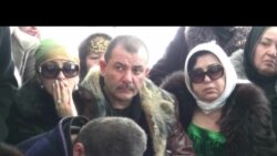 Хуршед Рабиев дар додгоҳи Фарзона. Феврали соли 2010 Хуршед Рабиев дар додгоҳи Фарзона. Феврали соли 2010
