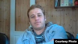 Асрориддин Розиқов рӯзи 26 июн бо сабабҳои номаълум боздошт шуд ва то ҳанӯз далели ин боздошт маълум нест.