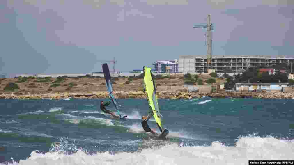 Такий вітер – найкращий для віндсерфінгу