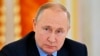 Președintele rus, Vladimir Putin, se află la cârma statului rus încă din 2000. De-a lungul anilor, acesta a cunoscut și purtat discuții diplomatice cu 4 președinți francezi, 4 americani, 3 cancelari germani și 5 premieri britanici.