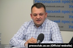 Михайло Шелемба, к.п.н, доцент кафедри міжнародних студій та суспільних комунікацій УжНУ