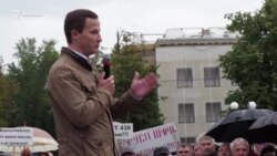 Казанские чиновники ретировались с митинга с позором Казанские чиновники ретировались с митинга с позором