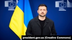 Președintele ucrainean Volodimir Zelenski se întâlnește în această seară cu președintele Donald Trump la Casa Albă.