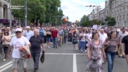 Moldovans Protest Mayoral Vote Annulment Moldovans Protest Mayoral Vote Annulment